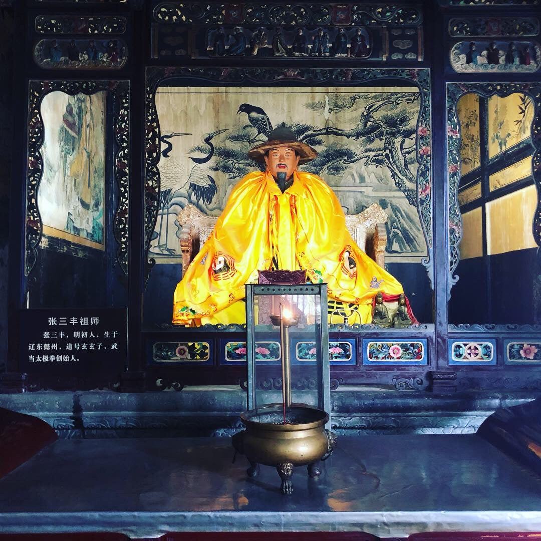 THIS STATUE IS IN DAO TEMPLE IN WUDANG MOUNTAIN IT WAS PALACE OF THE FOUNDER.